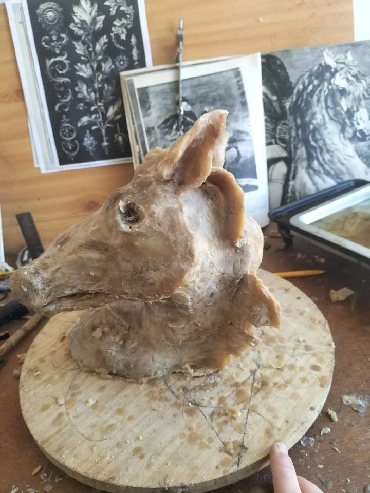 Sculpture de tête d''animal Limoges