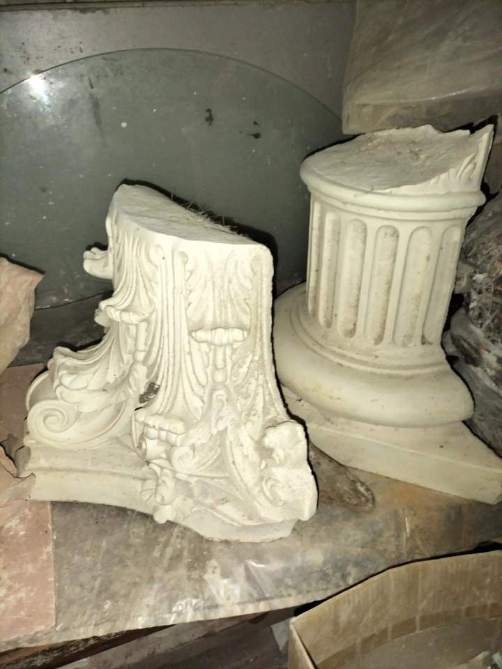 Colonne romaine en plâtre Limoges